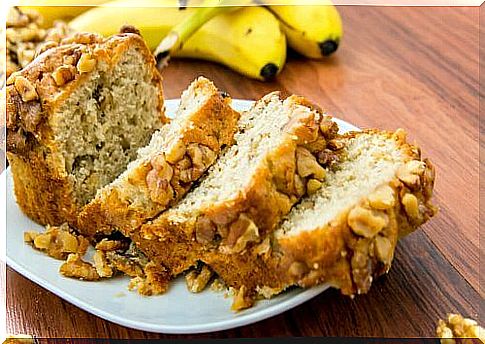 Banana and nut bread