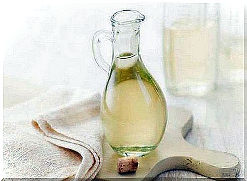 6 spectacular uses of white vinegar