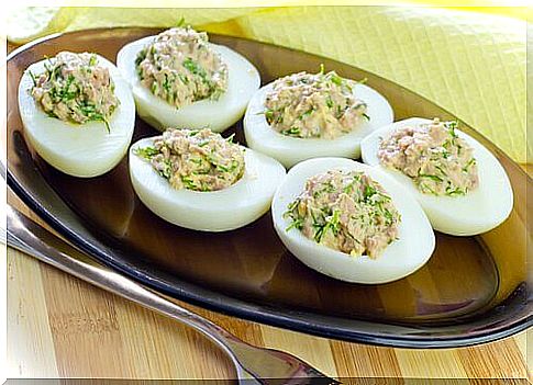 Stuffed eggs