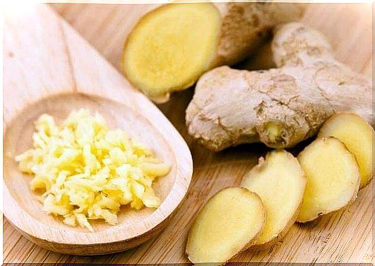 Grated ginger