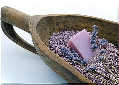 lavender soap for skin with dermatitis