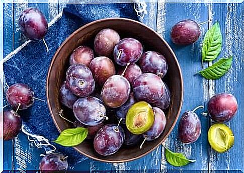 salads with fruit and herbs, plums