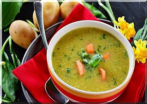 Vegetable and ham soup